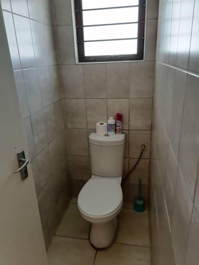 Jjp Self Catering - Three Bedroom House Lüderitz Esterno foto