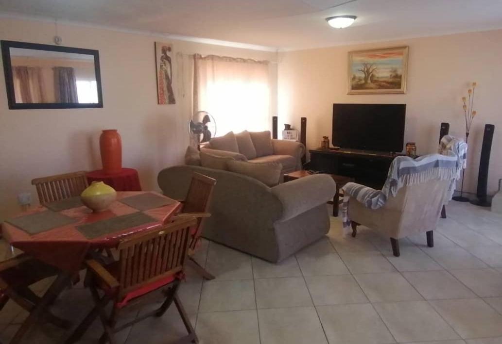 Jjp Self Catering - Three Bedroom House Lüderitz Esterno foto